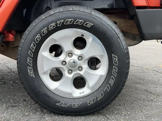 2009 Jeep Wrangler Sahara UNLIMITED ONE OWNER - Photo 19