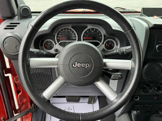 2009 Jeep Wrangler Sahara UNLIMITED ONE OWNER - Photo 21