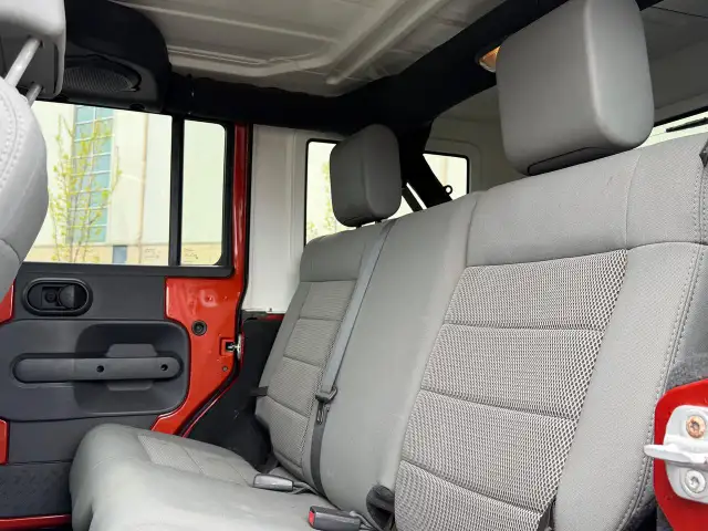 2009 Jeep Wrangler Sahara UNLIMITED ONE OWNER - Photo 30