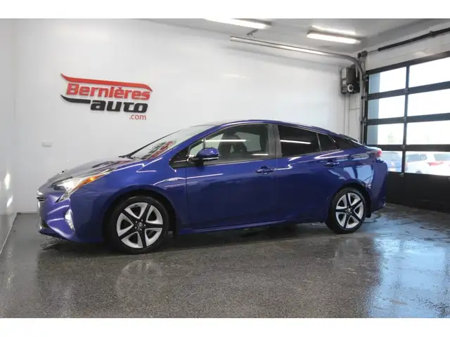 2017 Toyota Prius HYBRID / CUIR