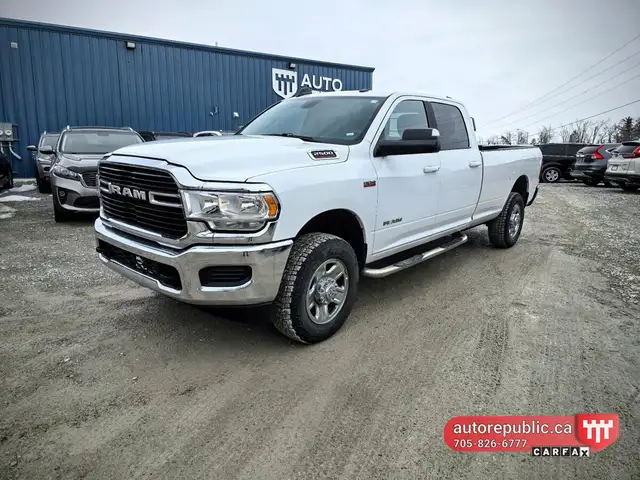 2021 Ram 2500 Big Horn 6.4L V8 Hemi Gas 4x4 8ft box, 6 seater Ce