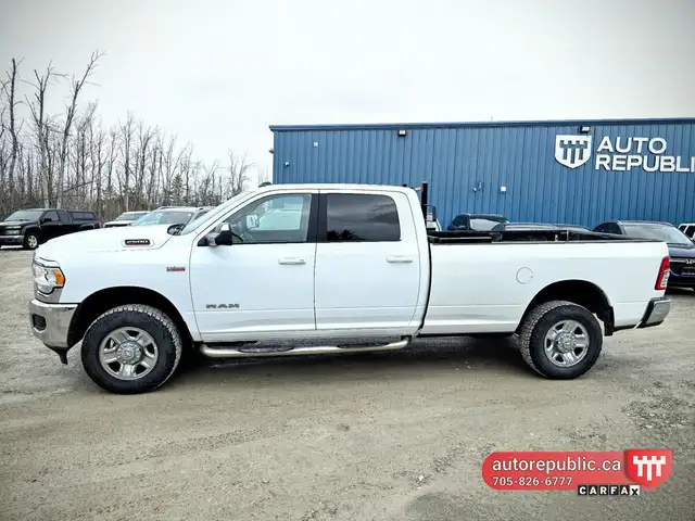 2021 Ram 2500 Big Horn 6.4L V8 Hemi Gas 4x4 8ft box, 6 seater Ce - Photo 2