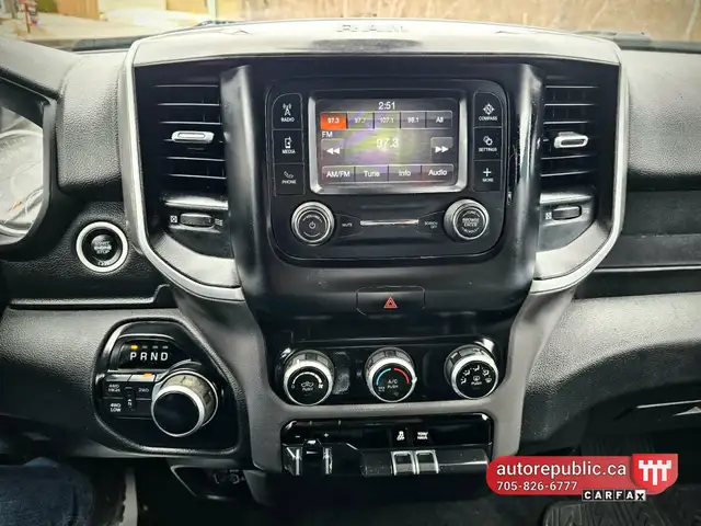 2021 Ram 2500 Big Horn 6.4L V8 Hemi Gas 4x4 8ft box, 6 seater Ce - Photo 6