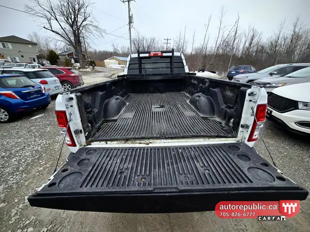2021 Ram 2500 Big Horn 6.4L V8 Hemi Gas 4x4 8ft box, 6 seater Ce - Photo 19
