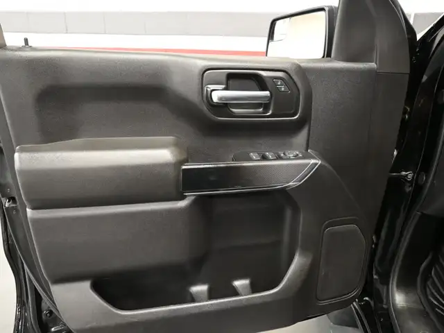 2024 Chevrolet Silverado 1500 Custom Trail Boss No Accident Z71 - Photo 11