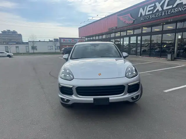 2017 Porsche Cayenne S AWD LEATHER PAN/ROOF NAVI B/SPOT L/ASSIST - Photo 2