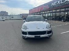 2017 Porsche Cayenne S AWD LEATHER PAN/ROOF NAVI B/SPOT L/ASSIST - Photo 2