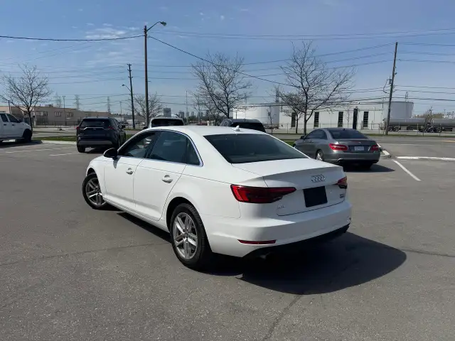2017 Audi A4 KOMFORT AWD LEATHER P/SUNROOF P/START CAMERA - Photo 5