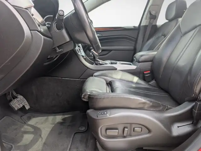 2016 Cadillac SRX Luxury FWD, Jamais A - Photo 10