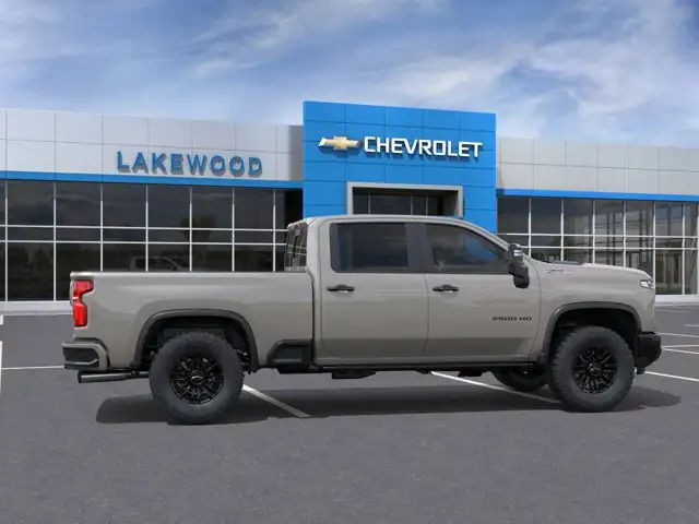2026 Chevrolet Silverado 2500HD ZR2 - Photo 5