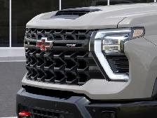 2026 Chevrolet Silverado 2500HD ZR2 - Photo 13