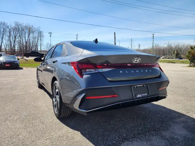 2025 HYUNDAI ELANTRA SEL SPORT - Photo 6