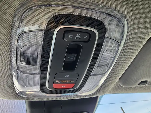 2025 HYUNDAI ELANTRA SEL SPORT - Photo 18