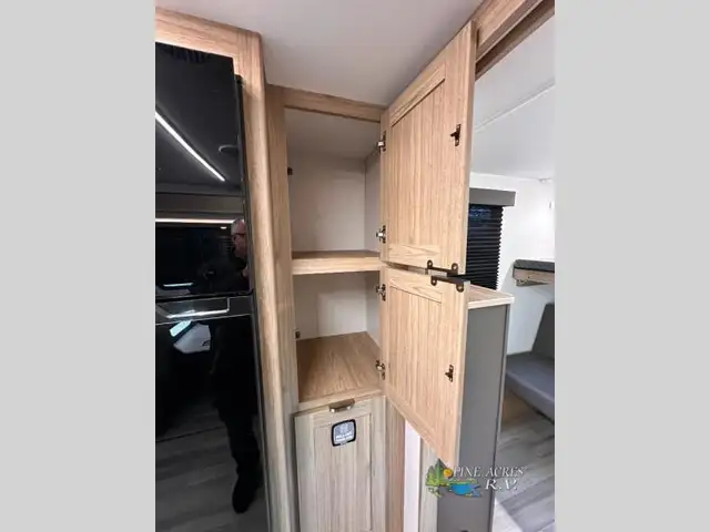 2025 Cruiser Avenir A-32BH SOLDSOLD Bunk House - Photo 19