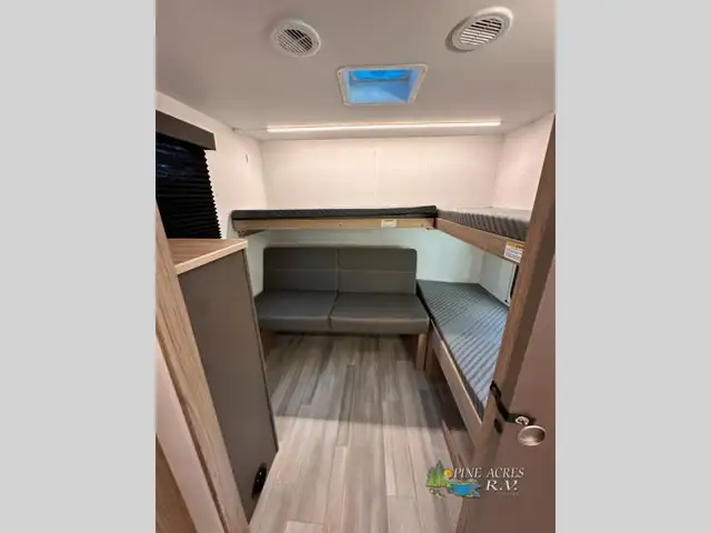 2025 Cruiser Avenir A-32BH SOLDSOLD Bunk House - Photo 20