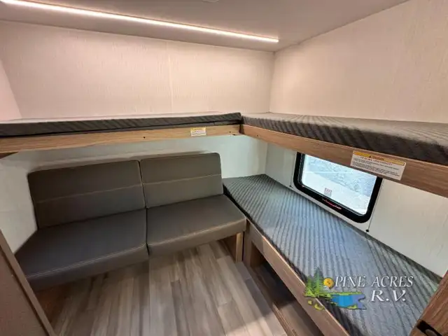 2025 Cruiser Avenir A-32BH SOLDSOLD Bunk House - Photo 21