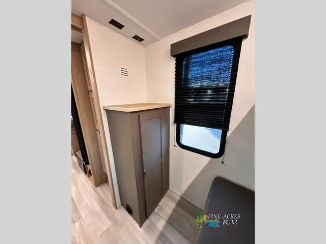 2025 Cruiser Avenir A-32BH SOLDSOLD Bunk House - Photo 23