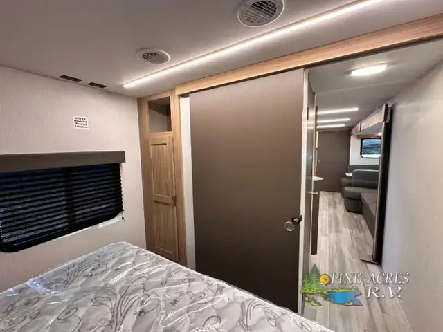 2025 Cruiser Avenir A-32BH SOLDSOLD Bunk House - Photo 41