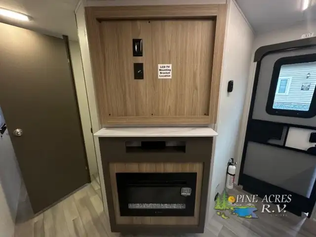 2025 Cruiser Avenir A-32BH SOLDSOLD Bunk House - Photo 51