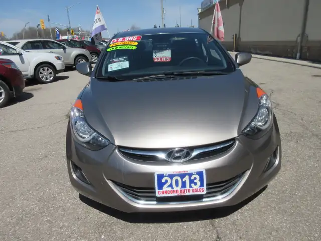 2013 Hyundai Elantra GL - Photo 2