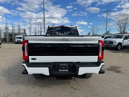 2026 Ford F-350 PLATINUM w/FX4, 5th WHL PREP, MNRF & 2KW PRO PWR - Photo 4