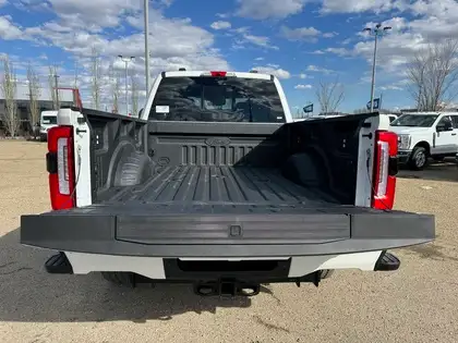 2026 Ford F-350 PLATINUM w/FX4, 5th WHL PREP, MNRF & 2KW PRO PWR - Photo 16