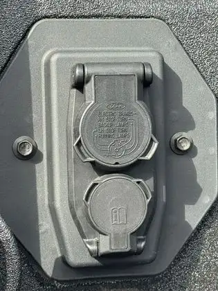 2026 Ford F-350 PLATINUM w/FX4, 5th WHL PREP, MNRF & 2KW PRO PWR - Photo 17