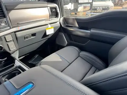 2026 Ford F-350 PLATINUM w/FX4, 5th WHL PREP, MNRF & 2KW PRO PWR - Photo 30