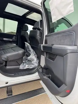 2026 Ford F-350 PLATINUM w/FX4, 5th WHL PREP, MNRF & 2KW PRO PWR - Photo 17