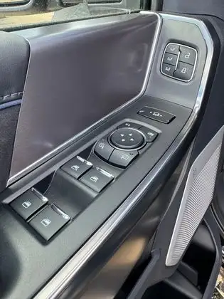 2026 Ford F-350 PLATINUM w/FX4, 5th WHL PREP, MNRF & 2KW PRO PWR - Photo 10