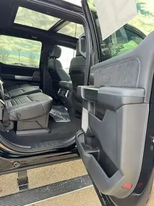 2026 Ford F-350 PLATINUM w/FX4, 5th WHL PREP, MNRF & 2KW PRO PWR - Photo 18