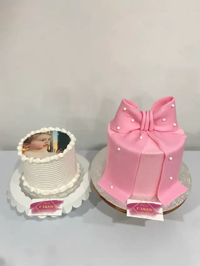 Butterfly cakes , rosettes cake, photo cakes Milton - Photo 8