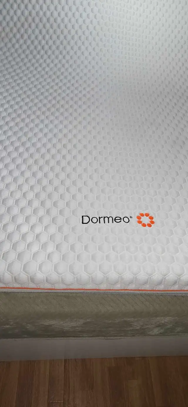 sur matelas dormeo double