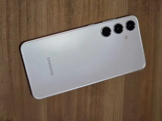 Samsung s24 plus - Photo 2