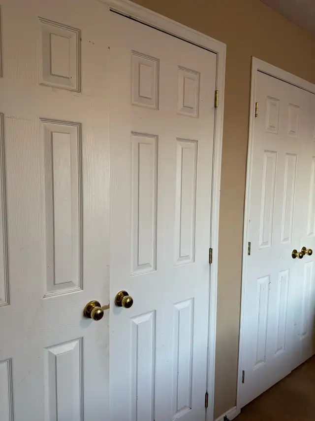 urgent. All included furnished room for rent female only - Photo 5