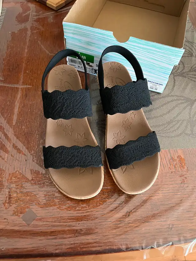 NEW - SKETCHERS Ladies Sandals with Luxe Foam (sz 8.5) $30! - Photo 2