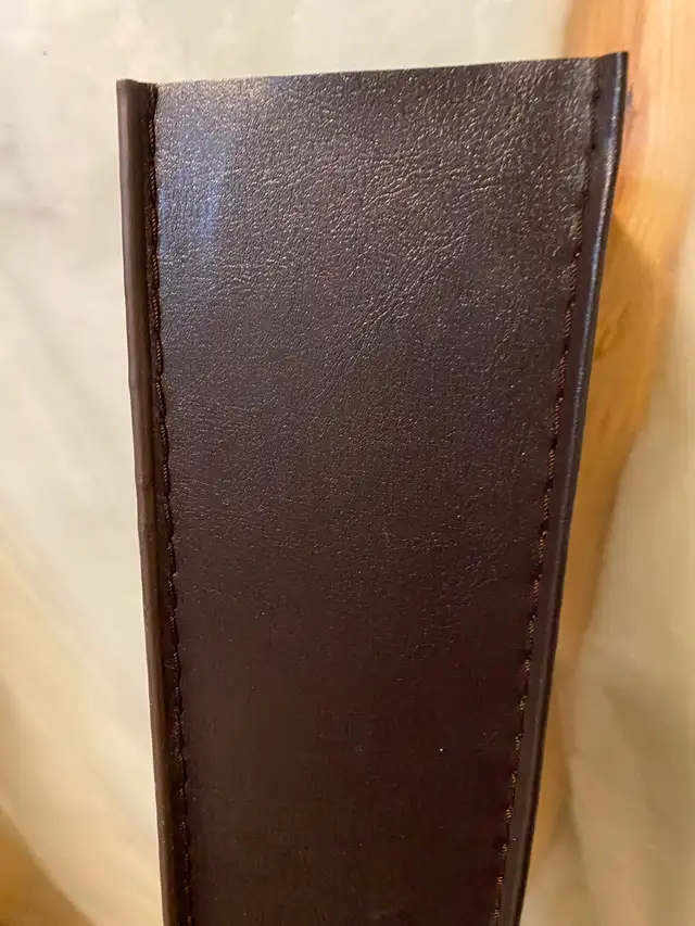 Premium Dining Table & Chairs - Photo 6