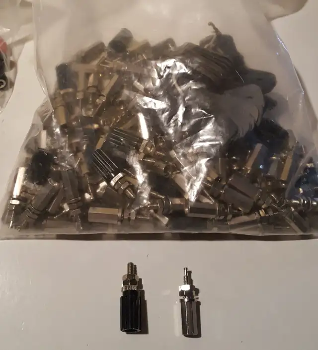 Binding Posts and Female Jacks, (well over 100 pieces) - Photo 2