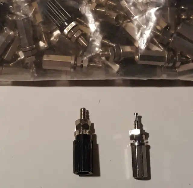 Binding Posts and Female Jacks, (well over 100 pieces) - Photo 3