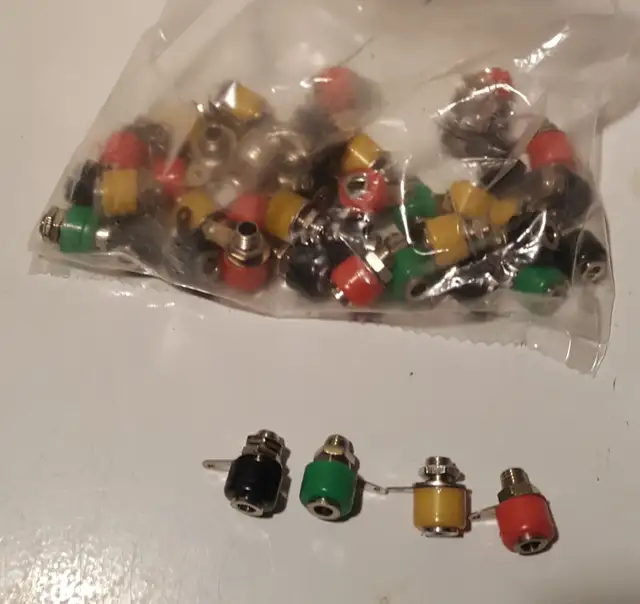 Binding Posts and Female Jacks, (well over 100 pieces) - Photo 5