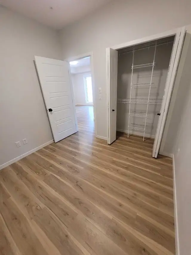 2-bed 1-bath condo Seton prime location (All utilities included) - Photo 9