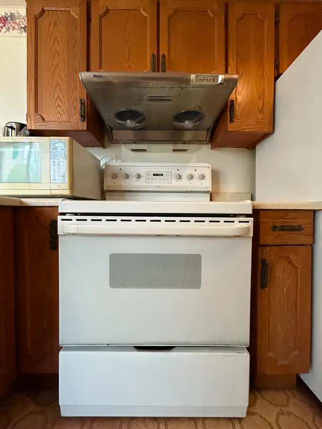 Only $798 Best Deal! Very Bright! One Bedroom Unit Rent - Photo 6