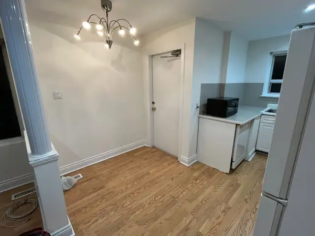 For Rent Large house 3 bedrooms Richmond Hill - Photo 4