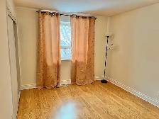 For Rent Large house 3 bedrooms Richmond Hill - Photo 7