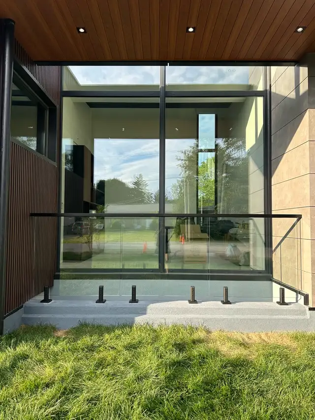 STAIR RAILING GLASS PARTITION OFFICE GLASS ENCLOSURE OFFICE DOOR