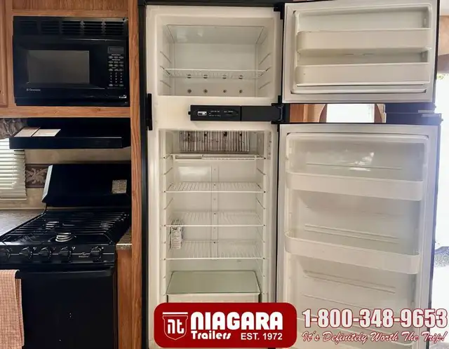 2010 JAYCO EAGLE 322FKS Travel Trailer - Photo 16