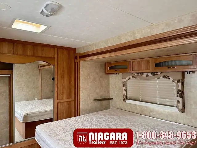 2010 JAYCO EAGLE 322FKS Travel Trailer - Photo 18