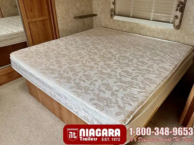 2010 JAYCO EAGLE 322FKS Travel Trailer - Photo 20