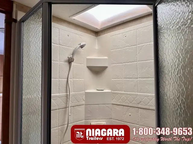 2010 JAYCO EAGLE 322FKS Travel Trailer - Photo 26