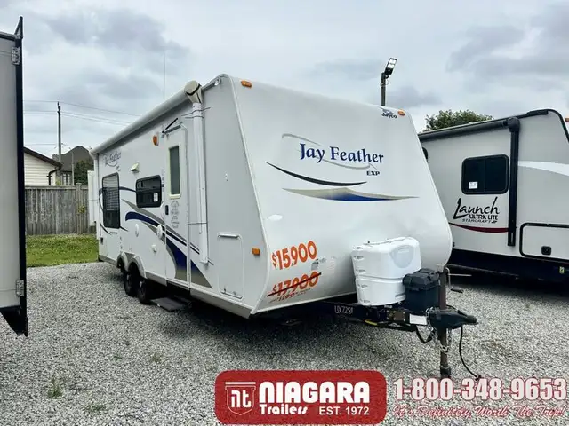2010 JAYCO JAY FEATHER EXP 213 Hybrid